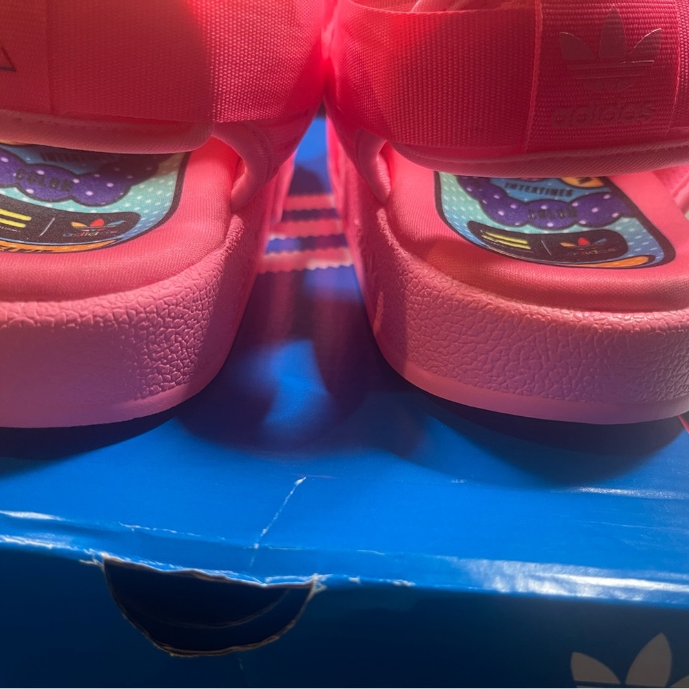 Adidas - Picture 5 of 6